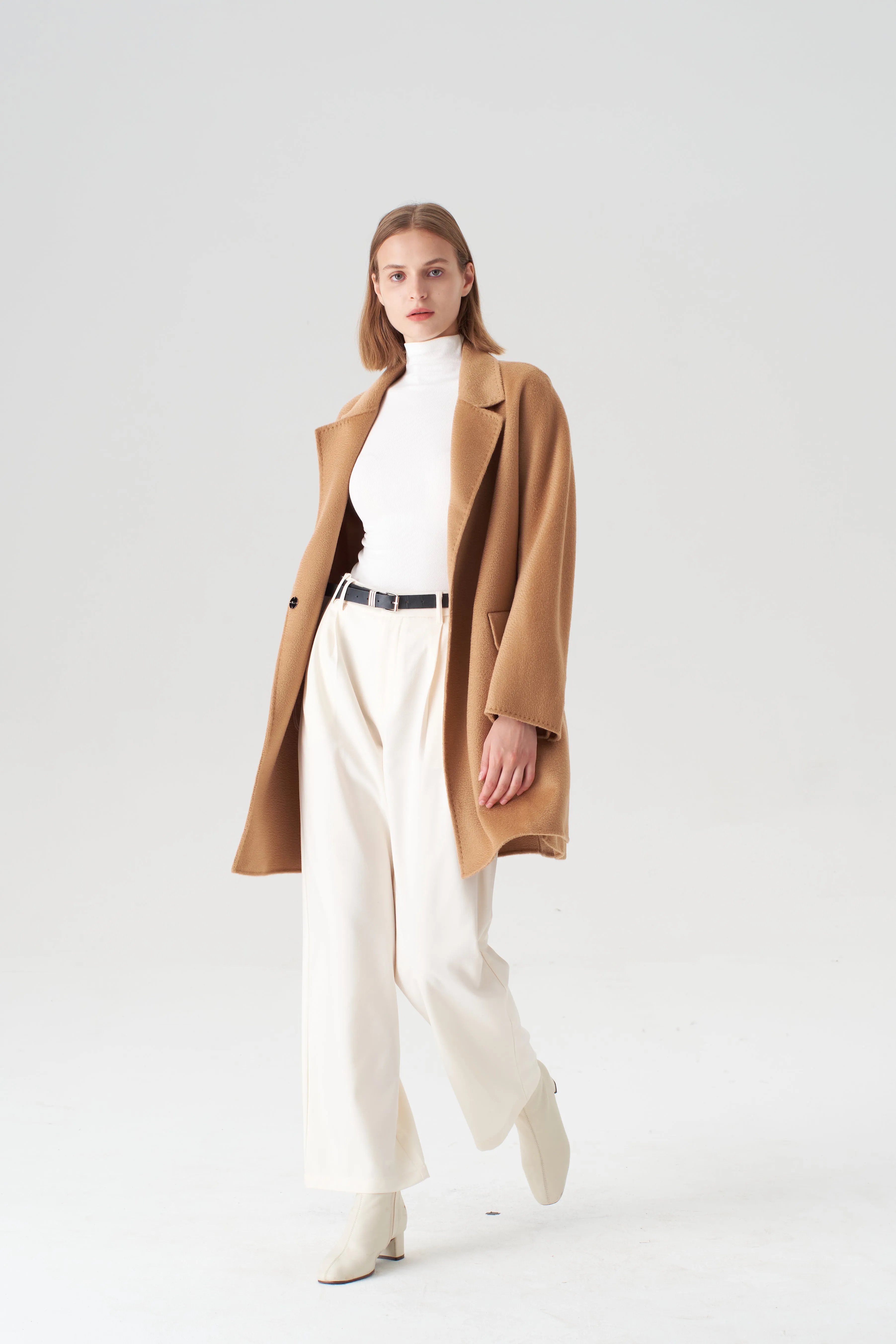 The Walking Coat - Camel