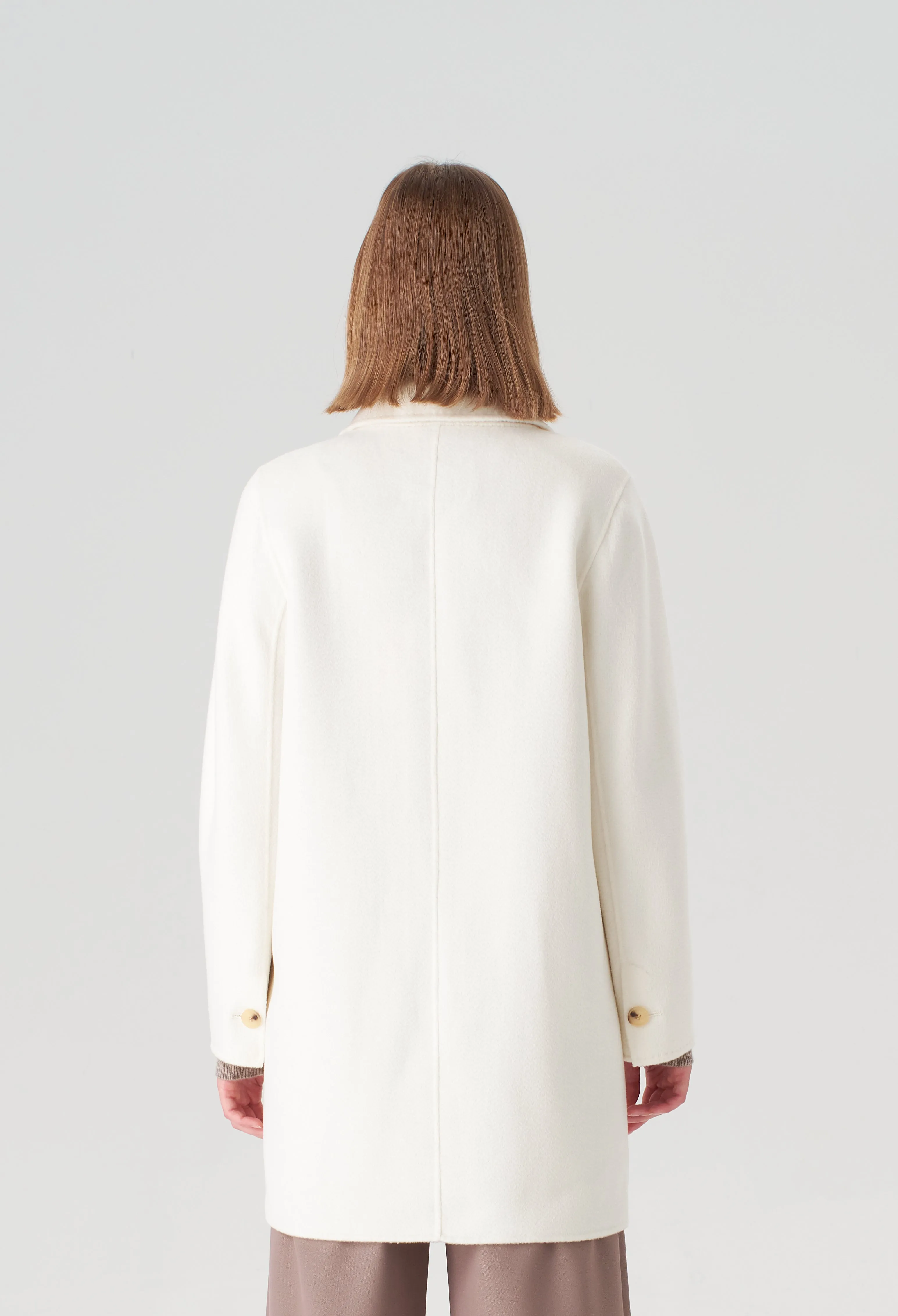 The Walking Coat - Ivory