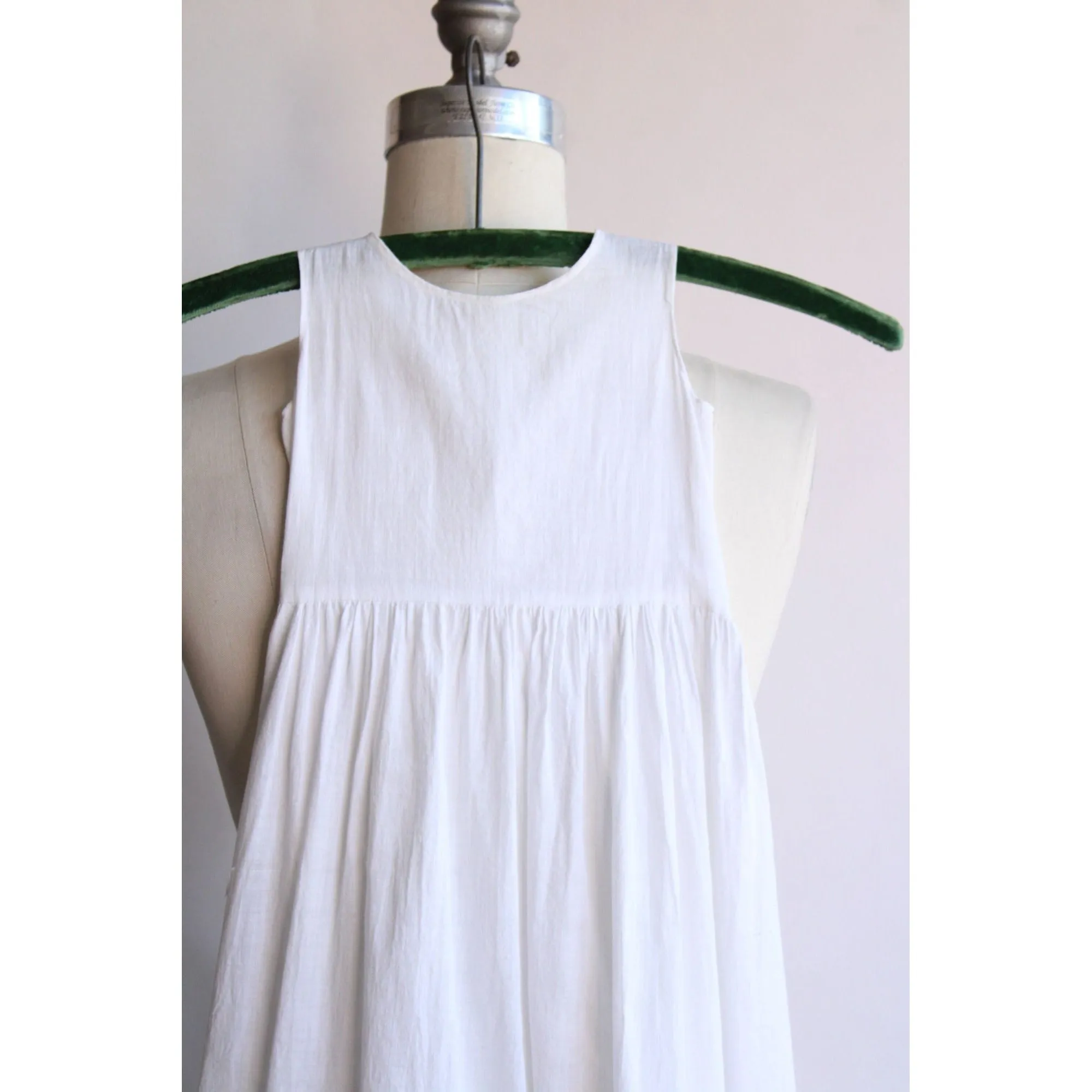 Vintage 1910s White Cotton and Lace Christening Baptism Baby Dress