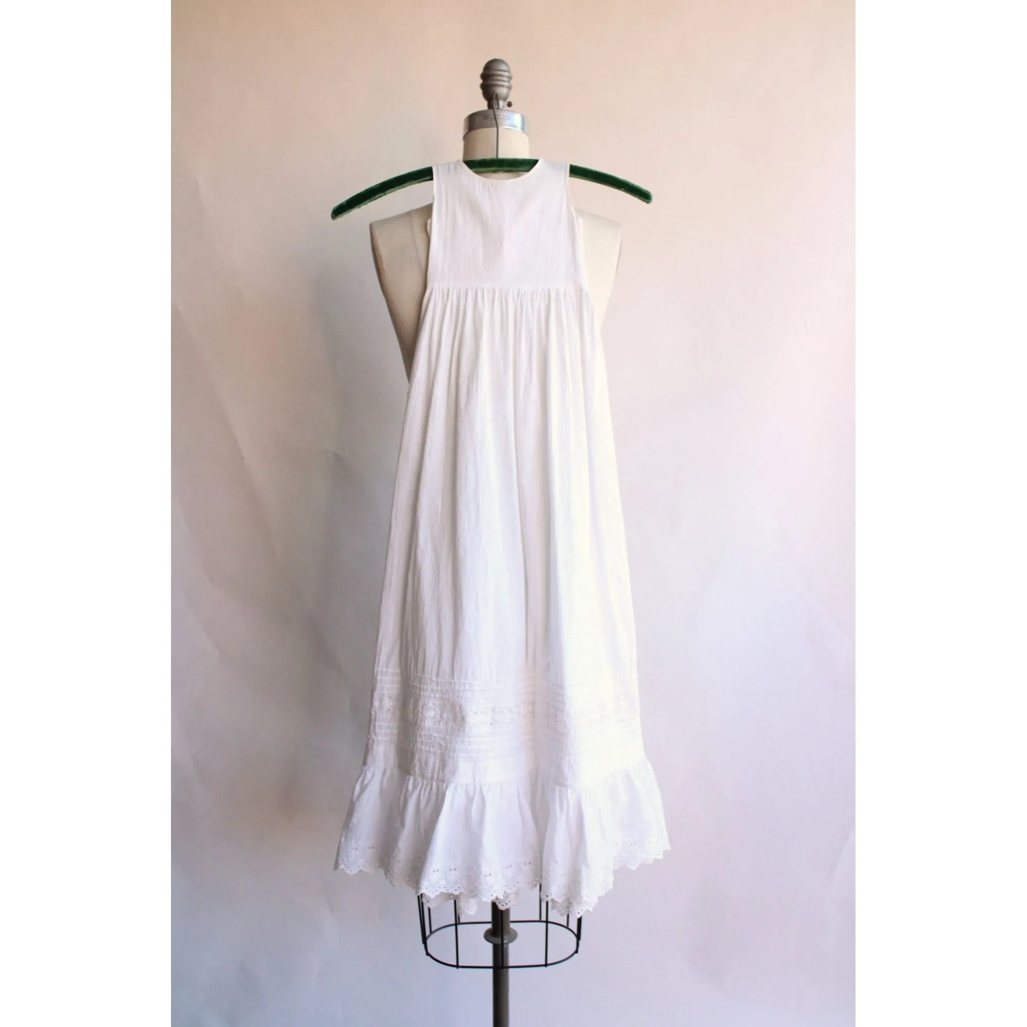Vintage 1910s White Cotton and Lace Christening Baptism Baby Dress
