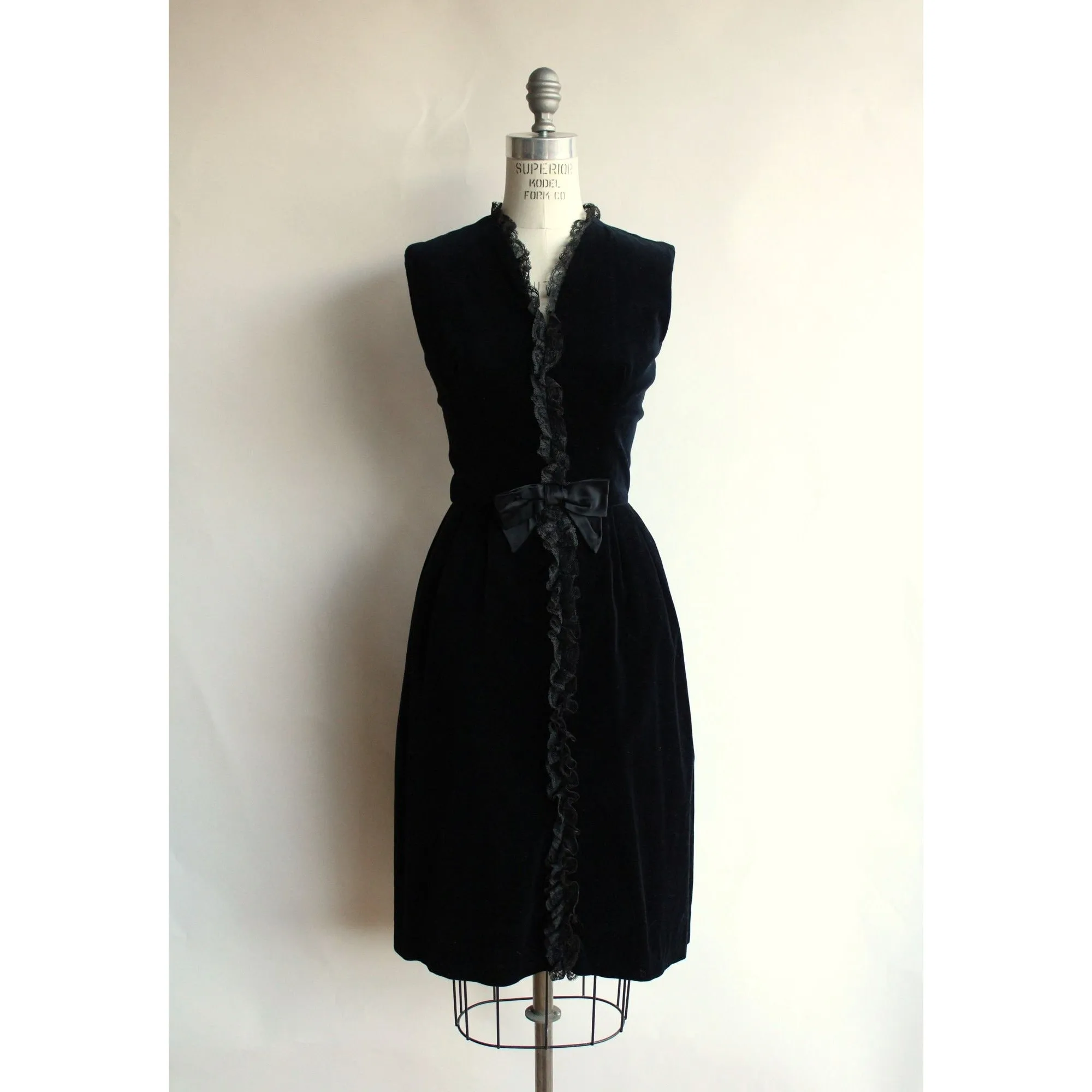 Vintage 1960s Black Velvet Wiggle Dress WIth Lace Ruffle and Bow